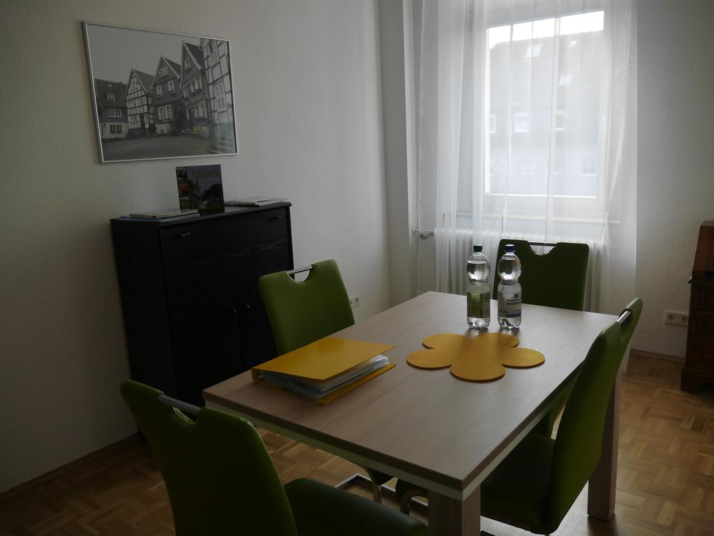 Schoene Ferien Und Messewohnung Naehe Duesseldorf Und Koeln Haan Luaran gambar